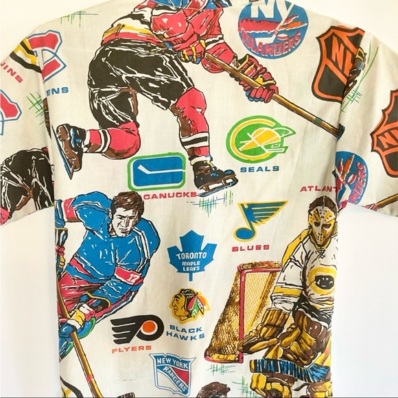 NHL early teams UPCYCLED ORIGINAL button down T-shirt - Picture 4 of 6